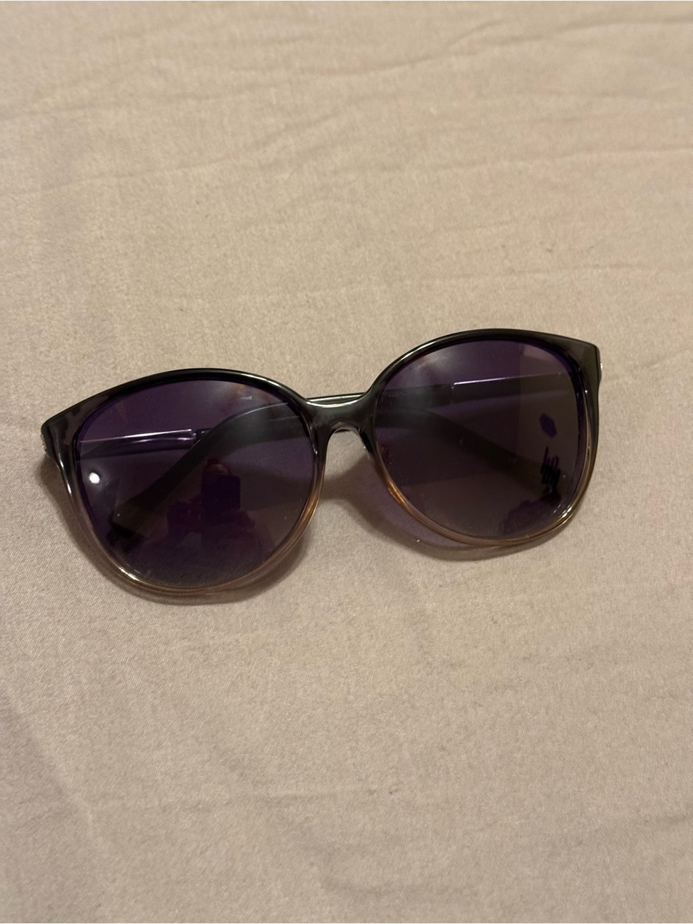 Vera Bradley sunglasses